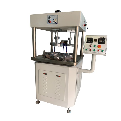 Lustrues me një anë